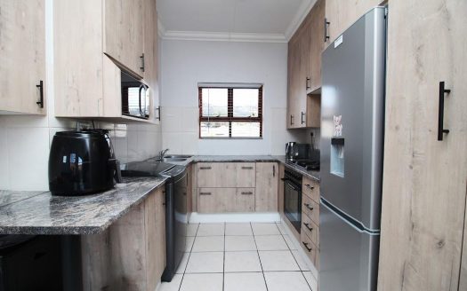 Move-In Ready 3 Bedroom Gem Near Top Schools, Gym and Malls – Perfect Starter Home or Investment Opportunity.